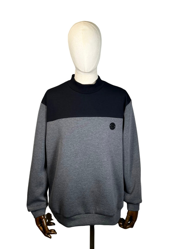 IZREEL ダンボールハイネックPO / GRAY